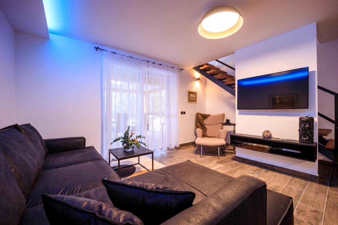 Villa Aljmaš Exteriér fotografie