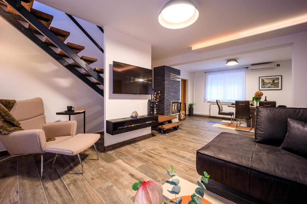 Villa Aljmaš Exteriér fotografie